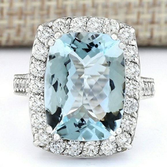 Fashion Jewelry Jewelry - 6 Carat Aquamarine Sterling Silver Fashion…